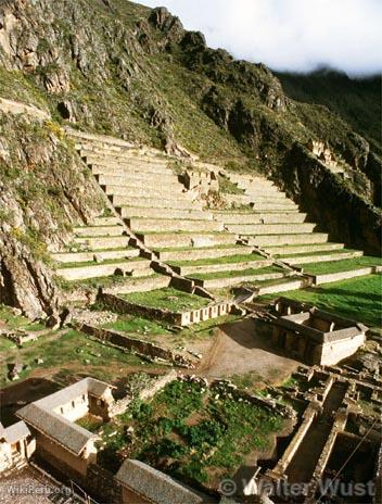 Vista rea de Ollantaytambo