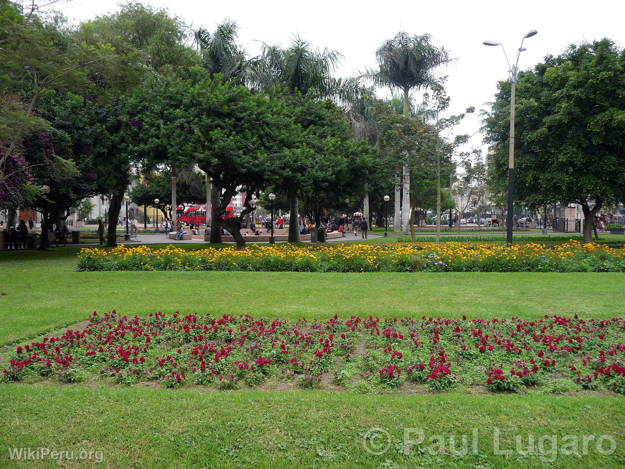 Parque Kennedy, Lima