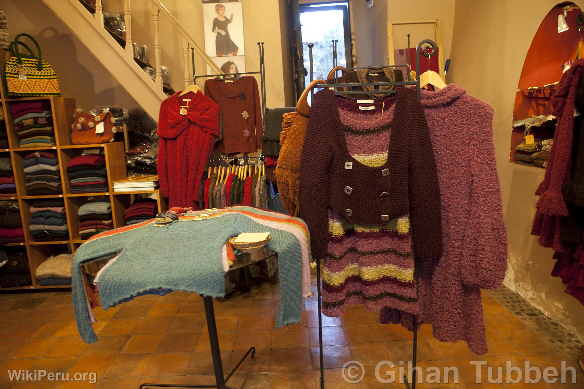 Tienda de ropa de alpaca en Cusco