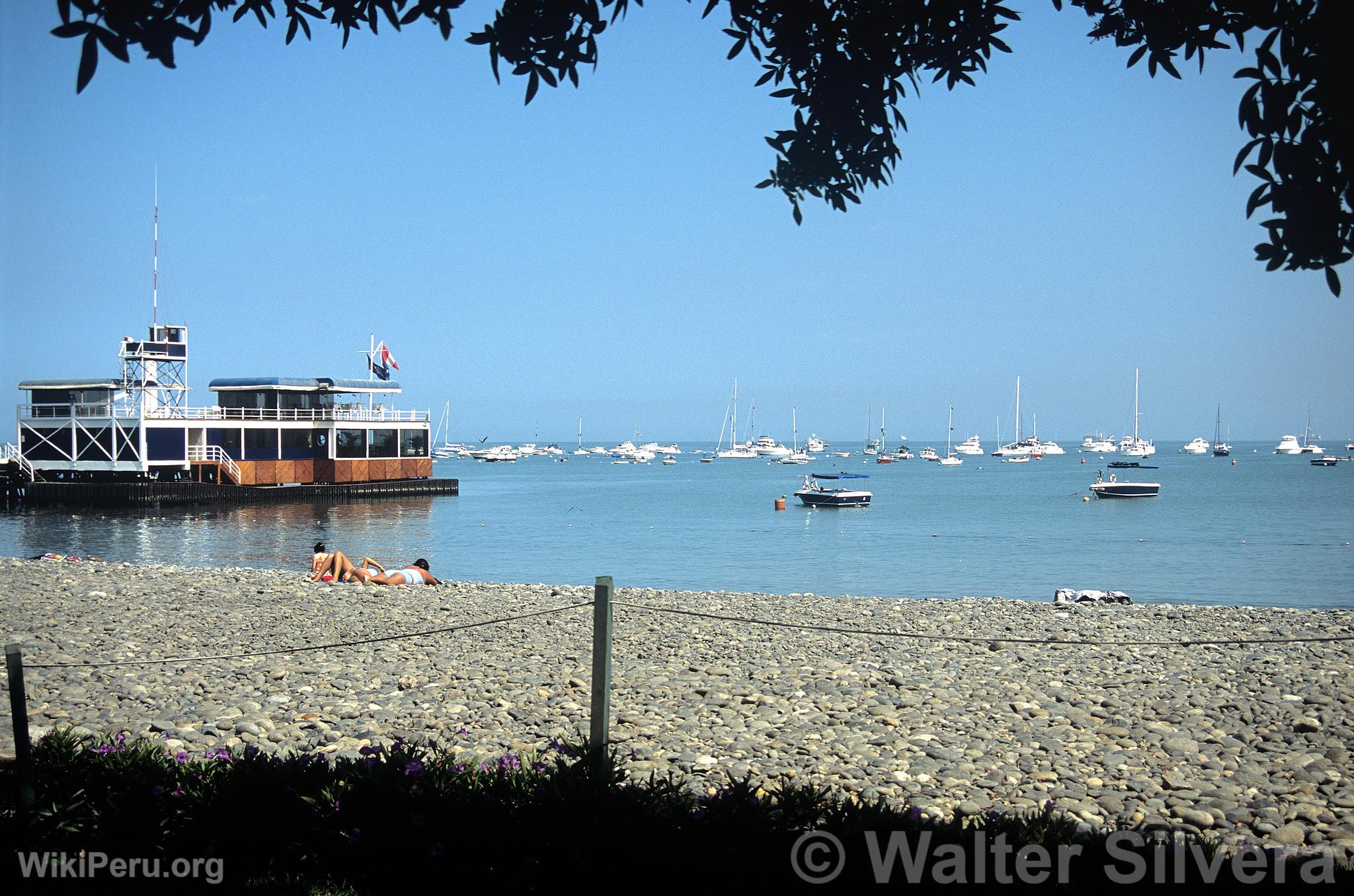 Playa Cantolao, Callao