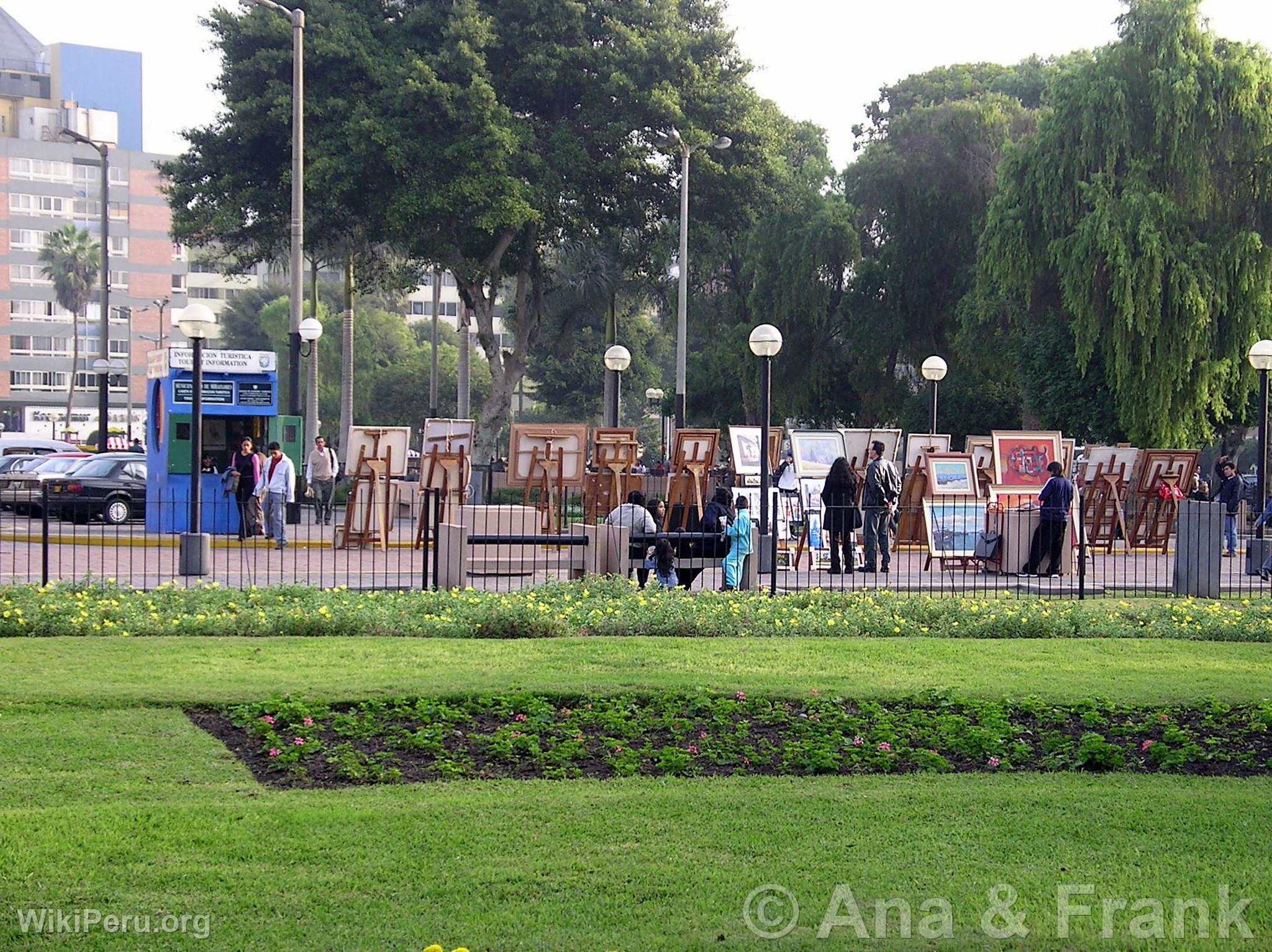 Parque Kennedy, Lima