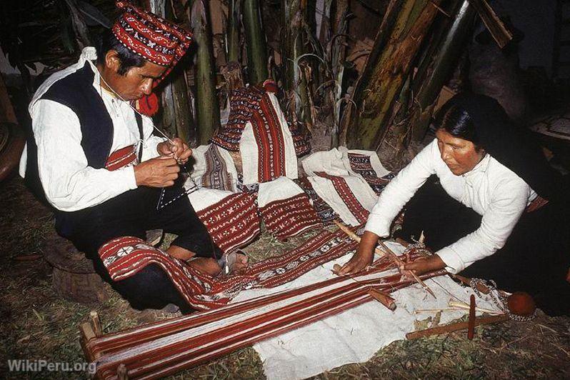 Tejedores de la isla Taquile