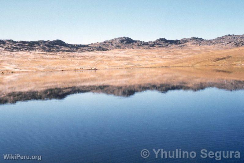 Laguna de Pomacocha, Yauli