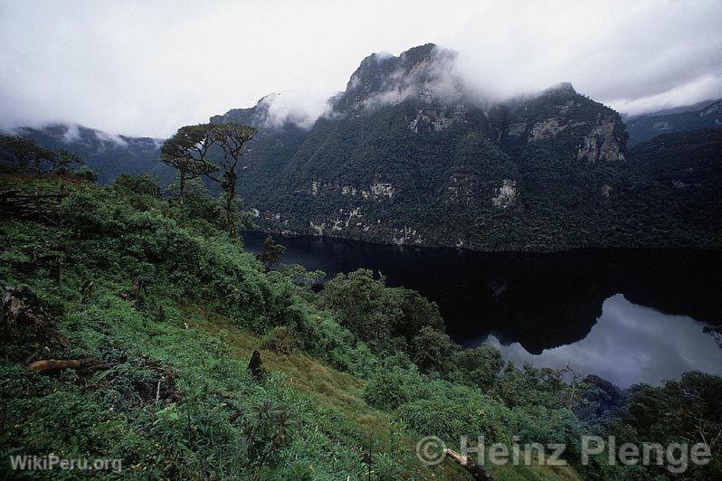 Laguna de los Cndores