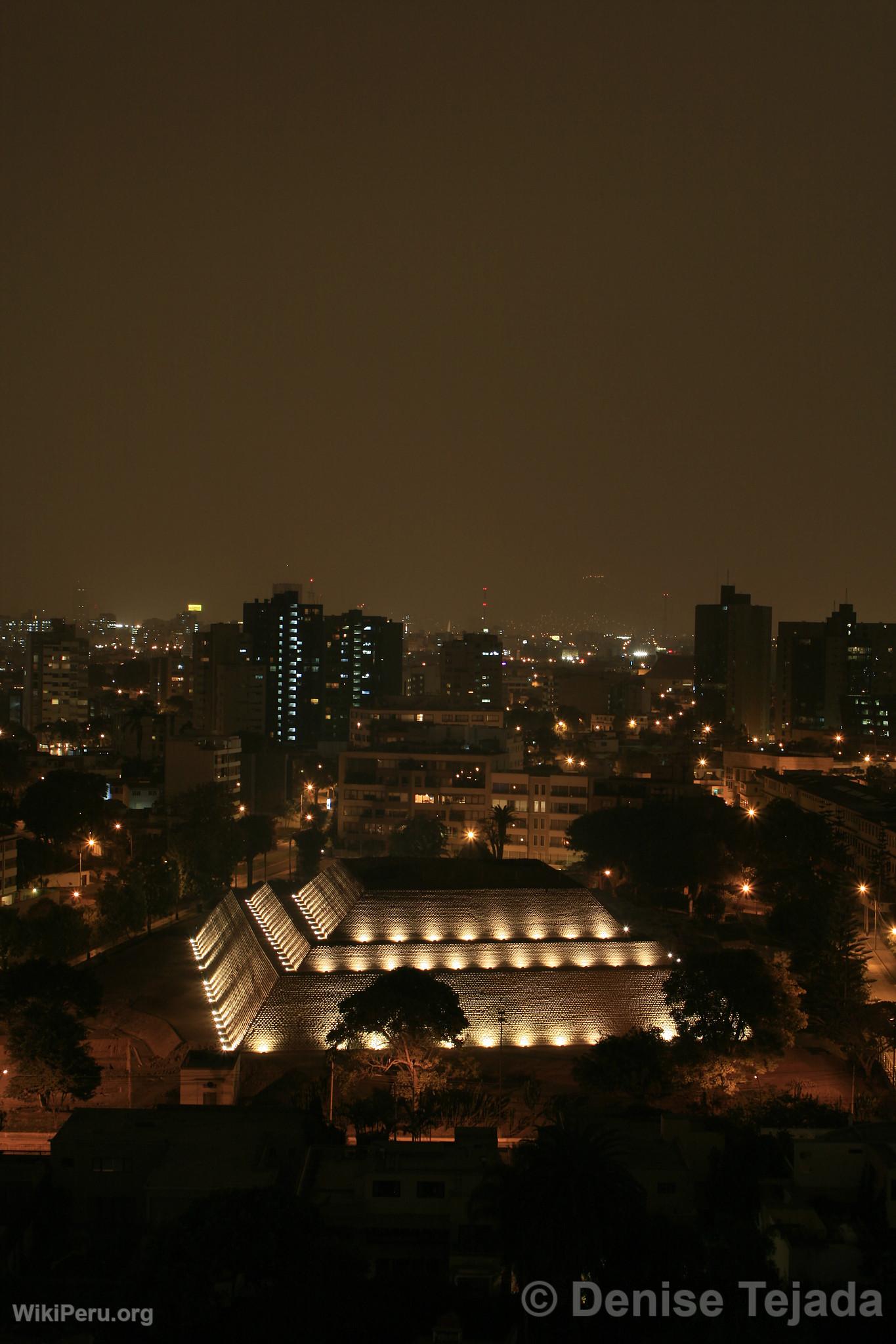 Huaca Huallamarca en San Isidro, Lima