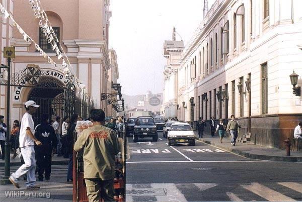 Correo y Santo Domingo, Lima