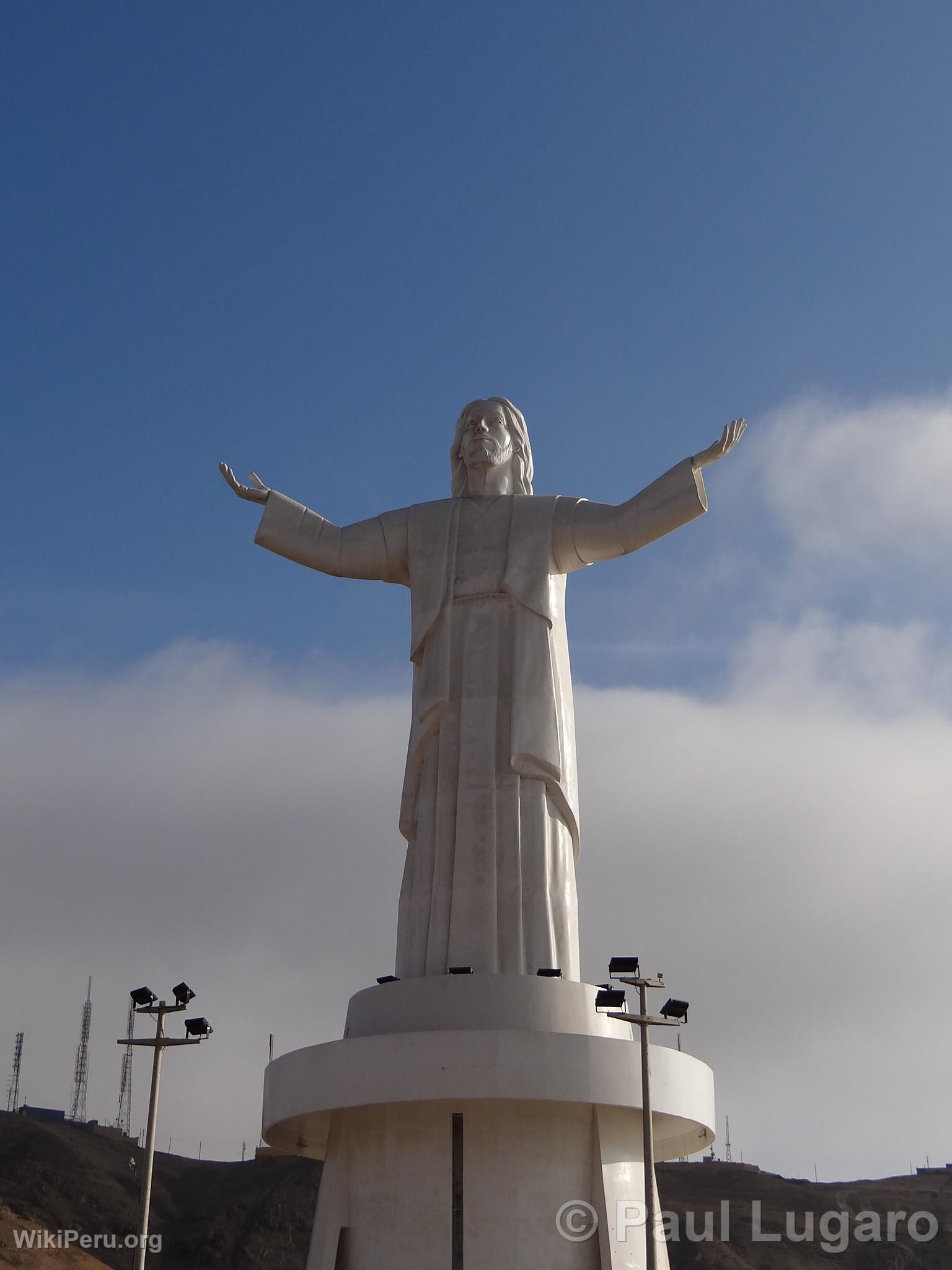 El Cristo del Pacifico, Lima