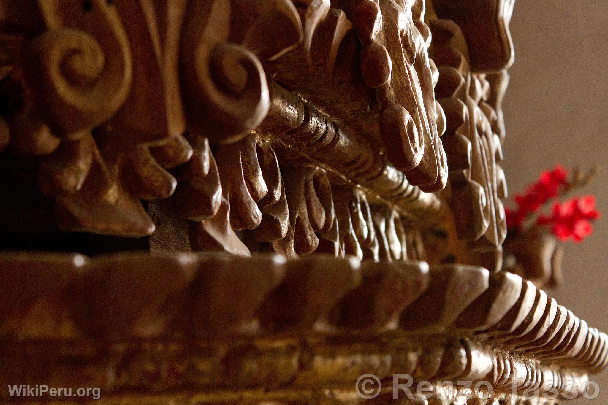 Interior de la iglesia de Maca