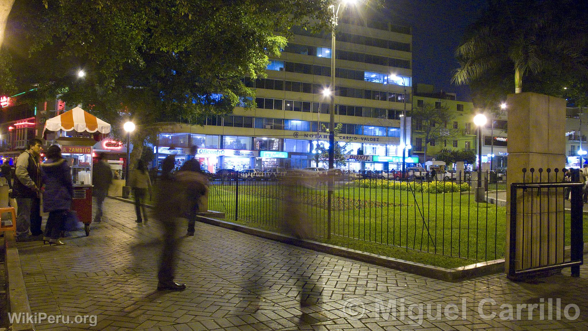 Parque Kennedy, Lima