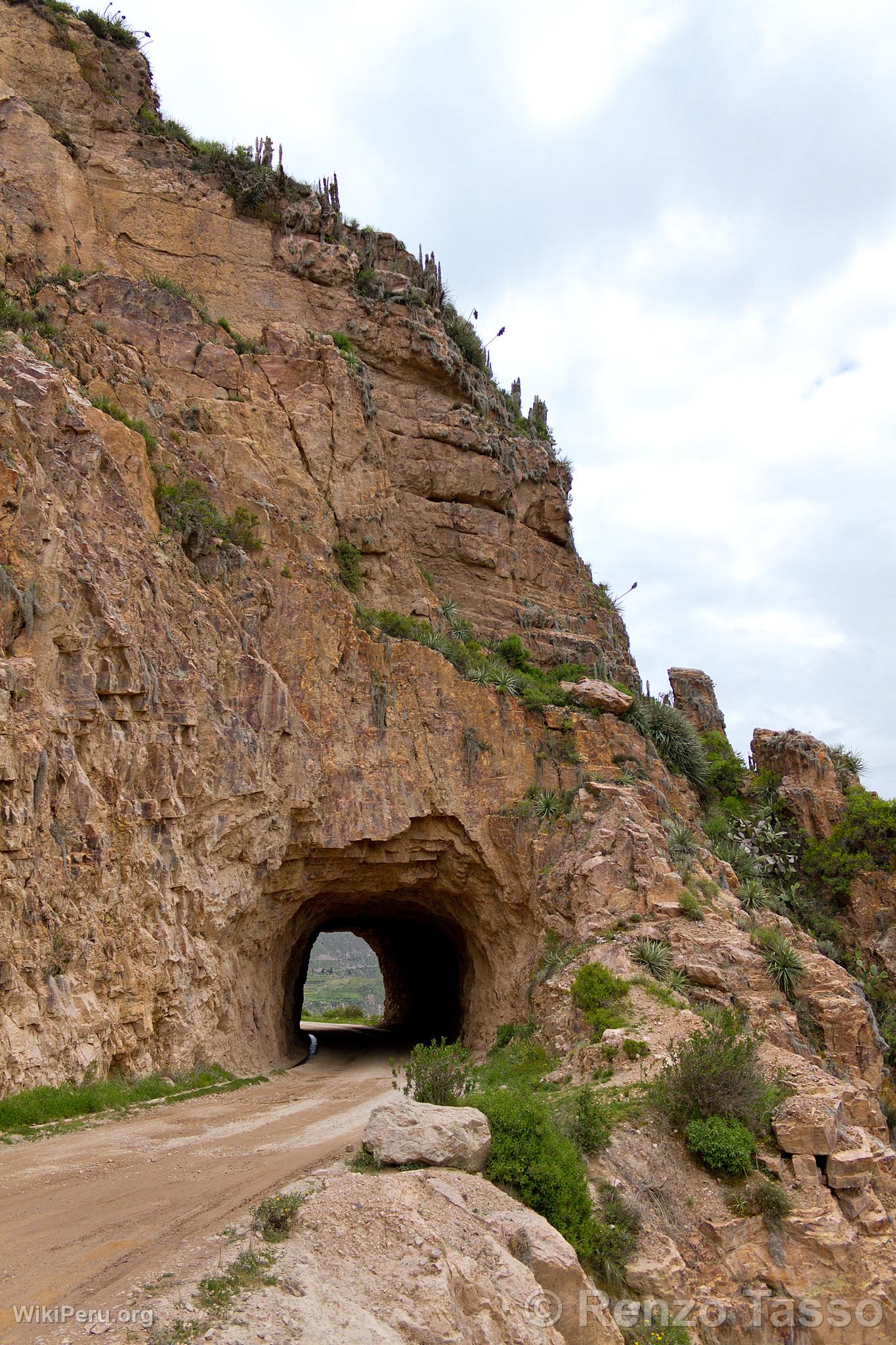 Tunel en el Colca