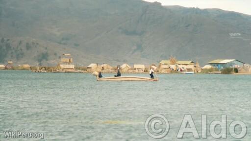 Lago Titicaca, Uros