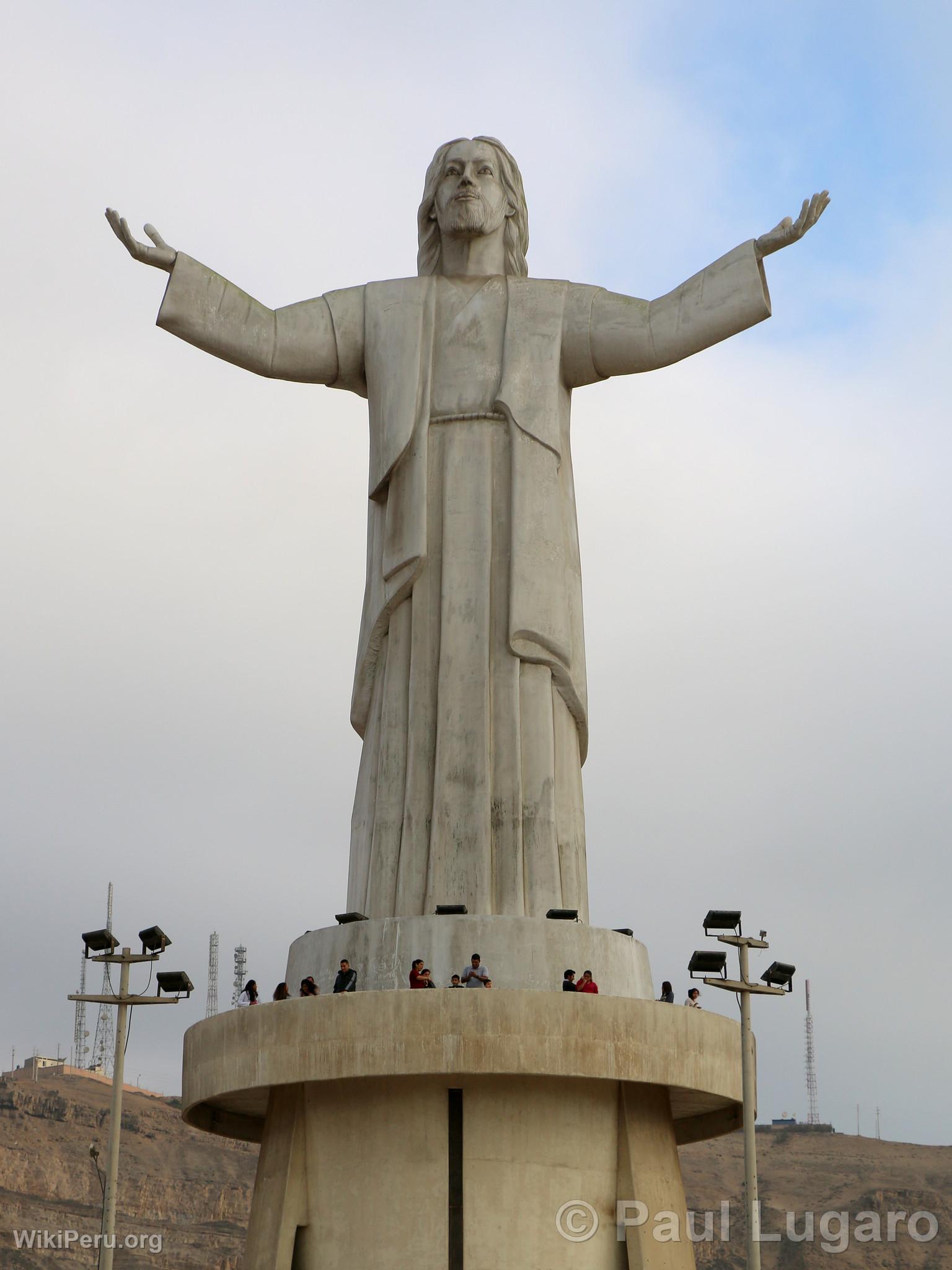 El Cristo del Pacifico, Lima