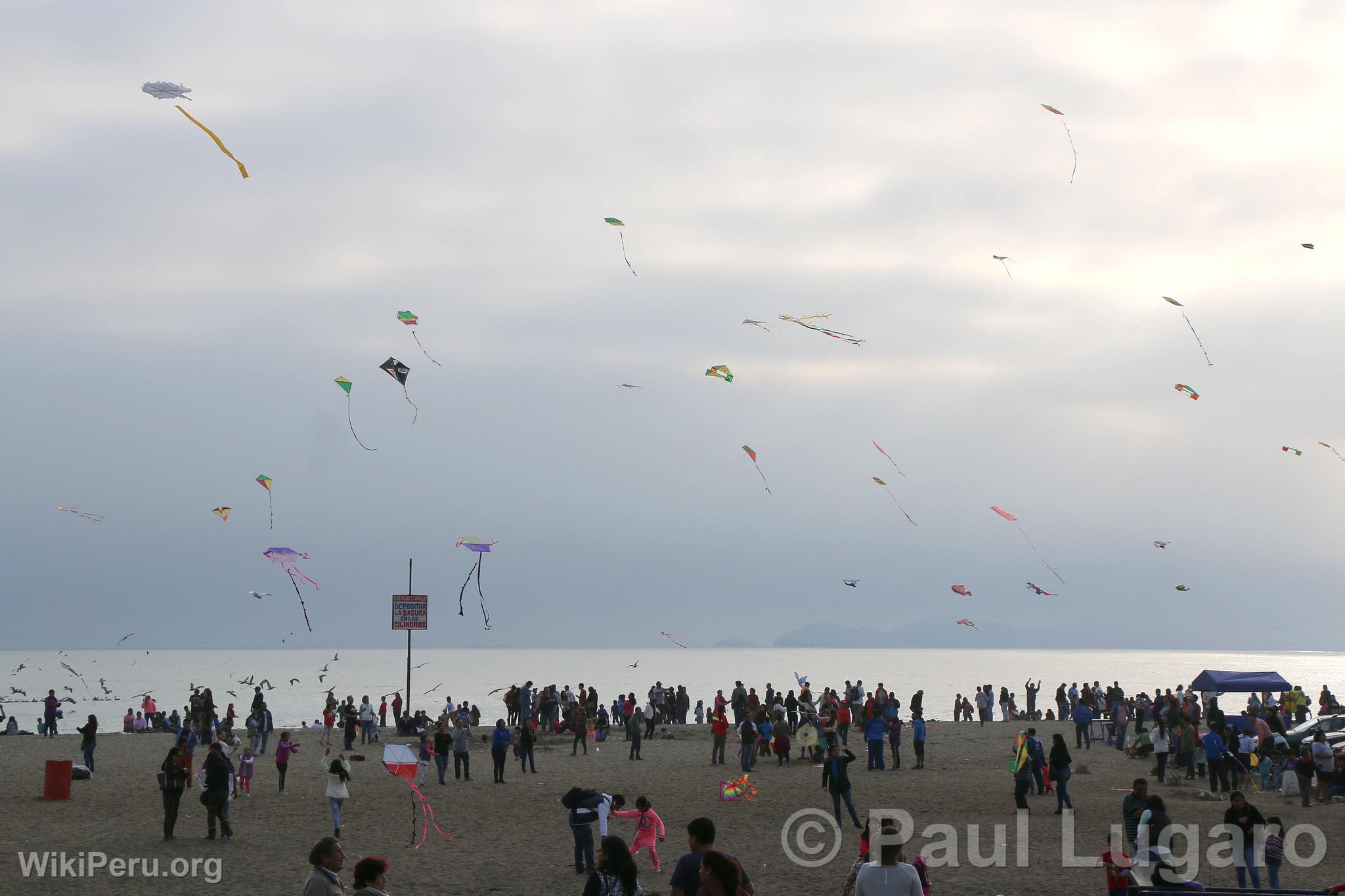 Cometas en Chorrillos, Lima