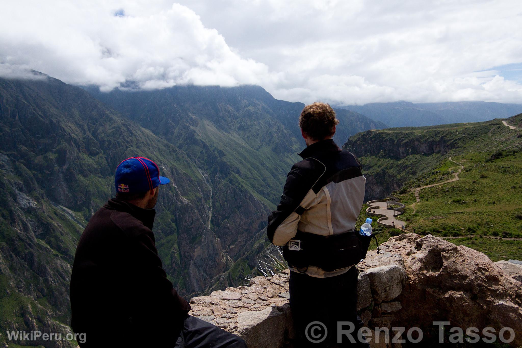 Turistas en el Colca