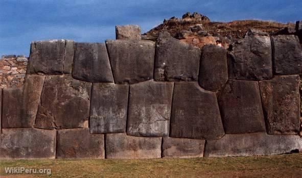 Muros incas, Sacsayhuaman