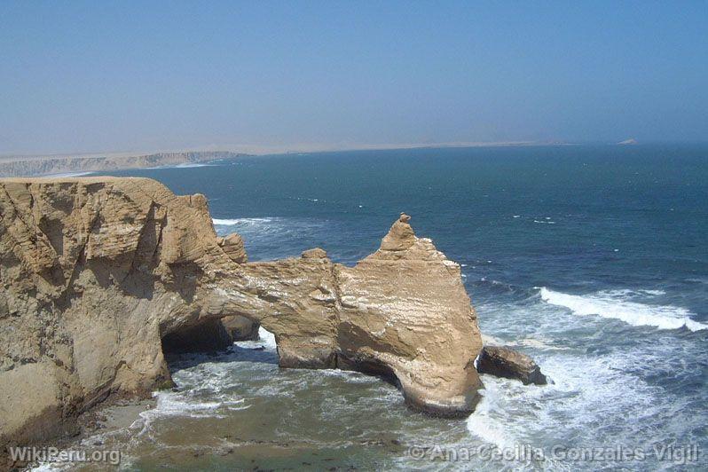 La Catedral, Paracas