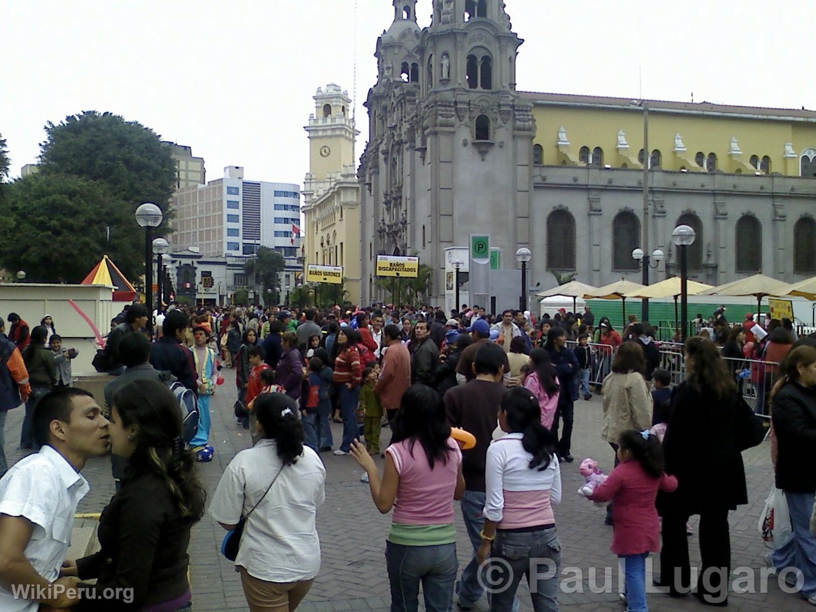 Desfile Wong, Lima