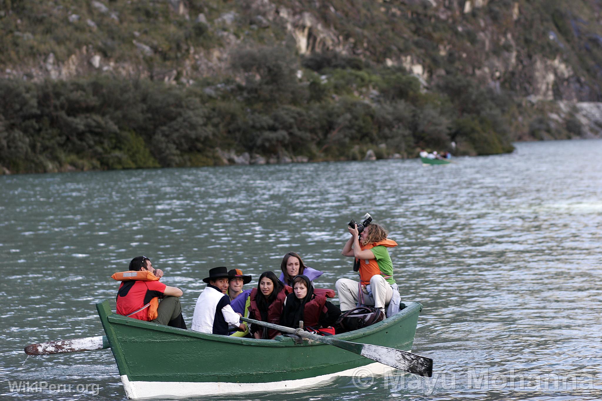 Laguna de Llanganuco