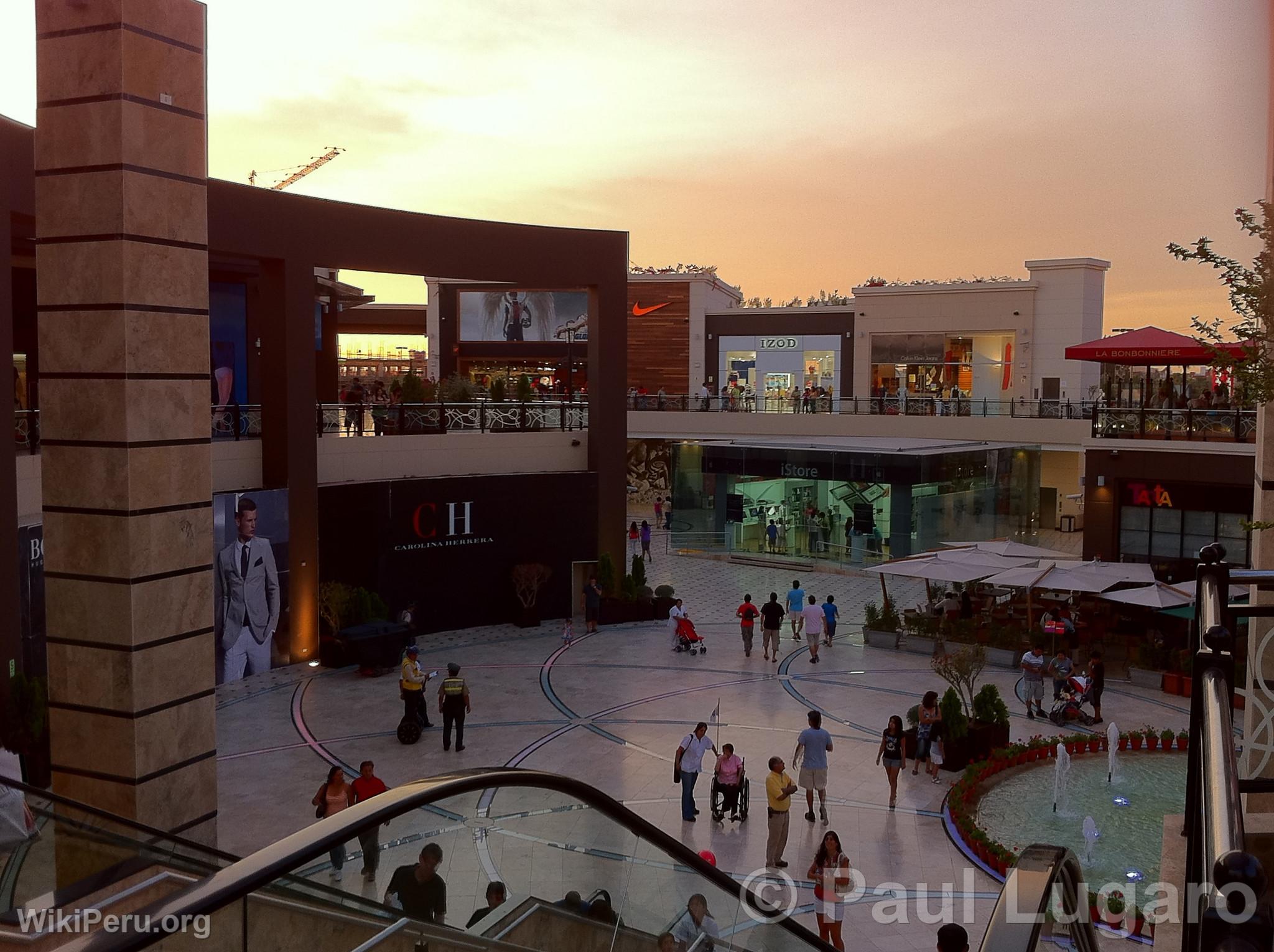 Jockey Plaza, Lima