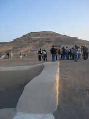 Centro ceremonial de Cahuachi