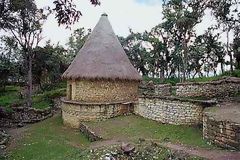 Vivienda en la Fortaleza de Kulap