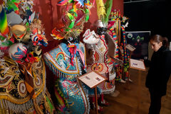 Exhibicin de trajes tpicos