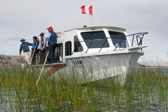 Bote en el Lago Titicaca