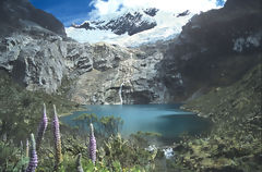 Laguna y nevado Maparaju