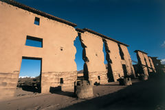 Templo de Wiracocha, Raqchi